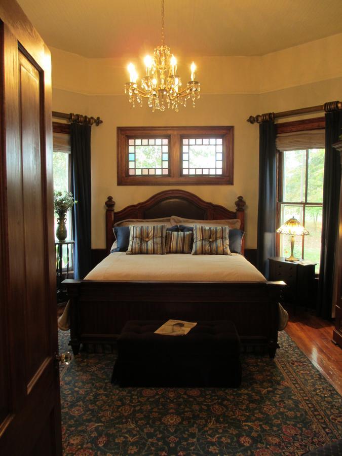 Adair Manor Bed & Breakfast Adairsville ภายนอก รูปภาพ